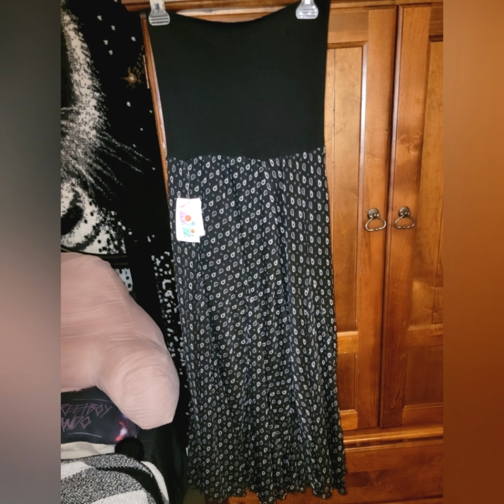 Women's Black Strapless Paisley Print Dress